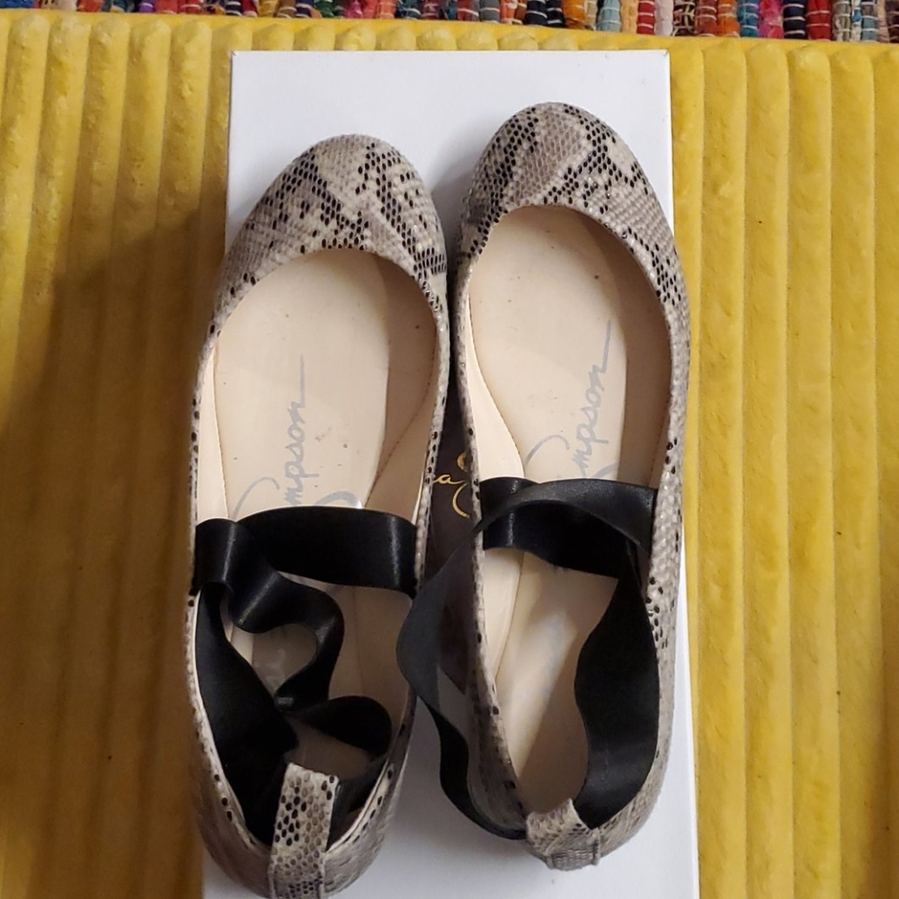 Jessica Simpson slip ons